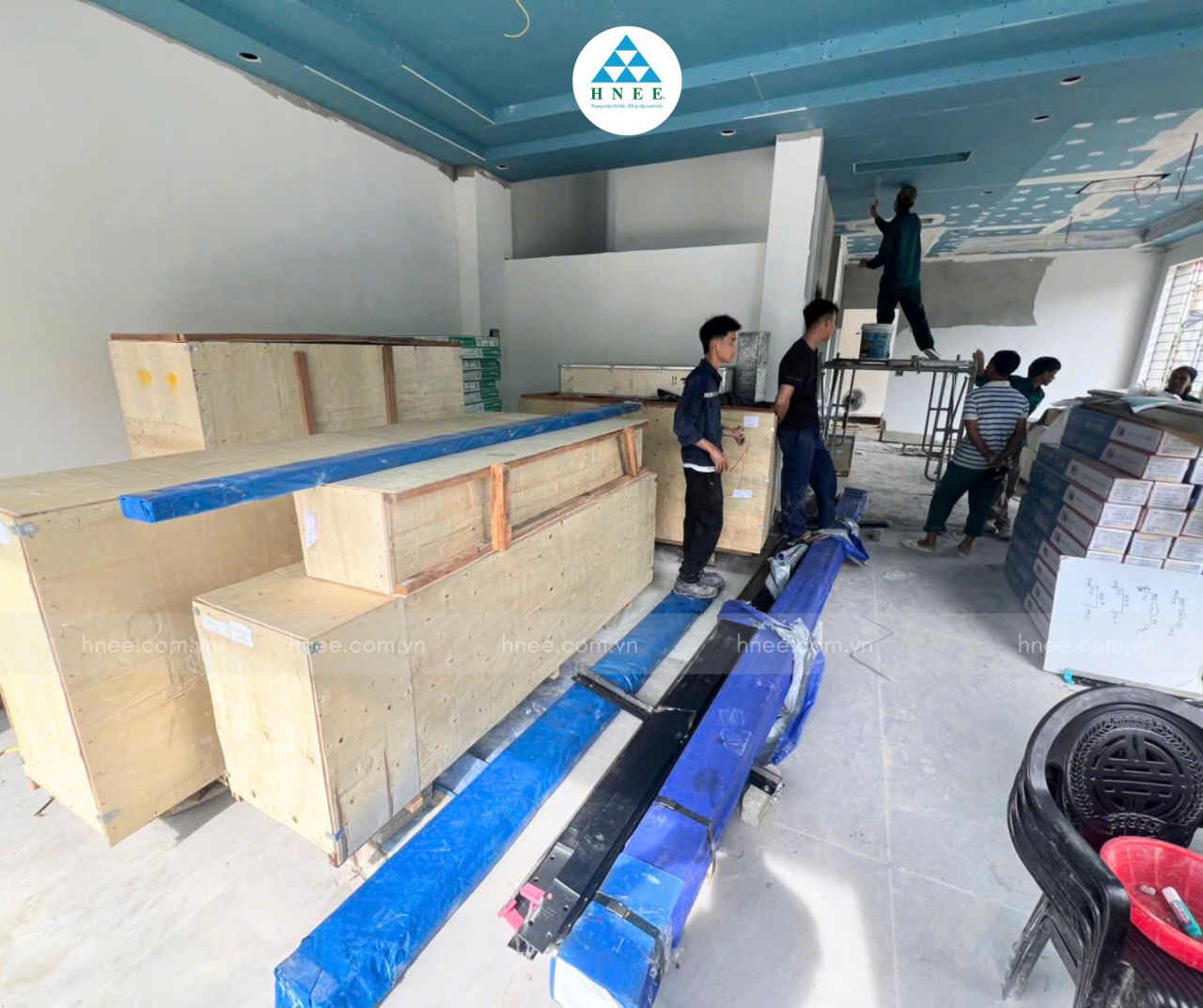 HÀNG VỀ CÔNG TRÌNH THẦY NHỊ