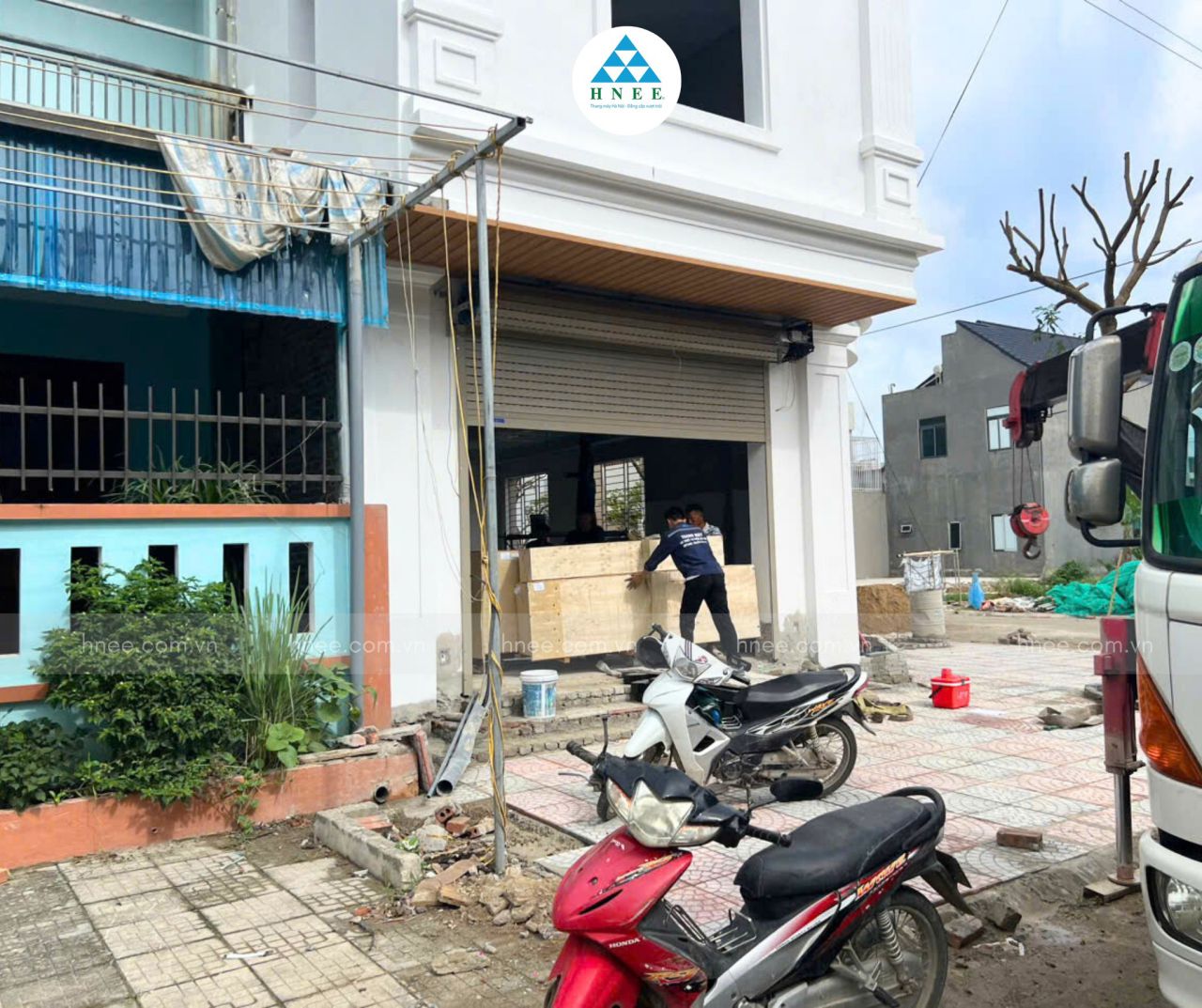 HÀNG VỀ CÔNG TRÌNH THẦY NHỊ