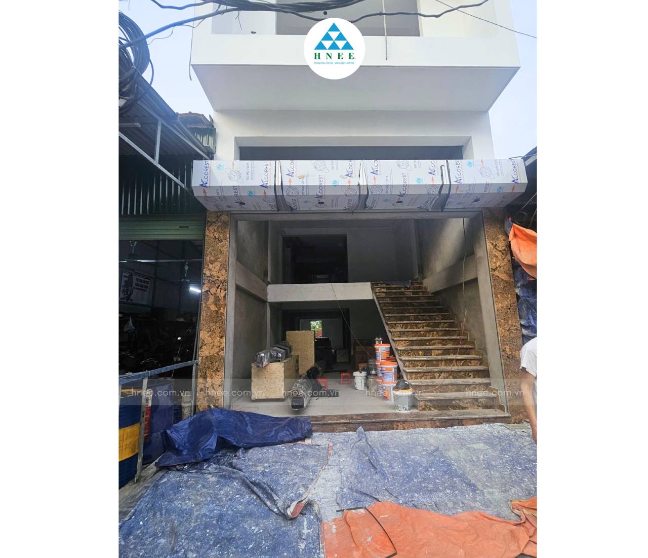 lắp đặt thang máy cho nhà nhỏ hẹp