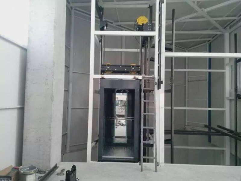 thang máy Fuji cho nhà cải tạo