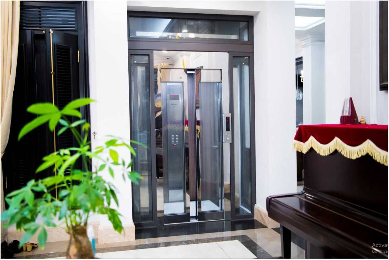 thang máy không hố pit hoạt động như thế nào