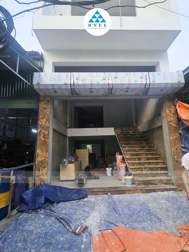 thi công nội thất thang máy