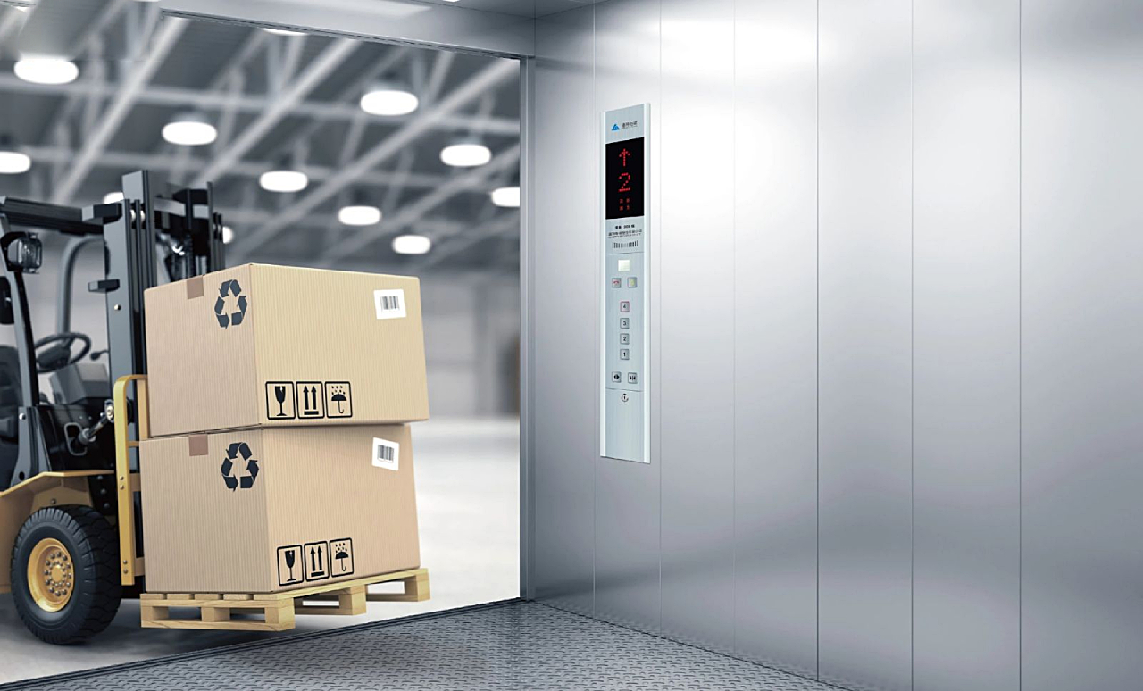 Những rủi ro khi sử dụng thang máy tải hàng công nghiệp không đạt tiêu chuẩn