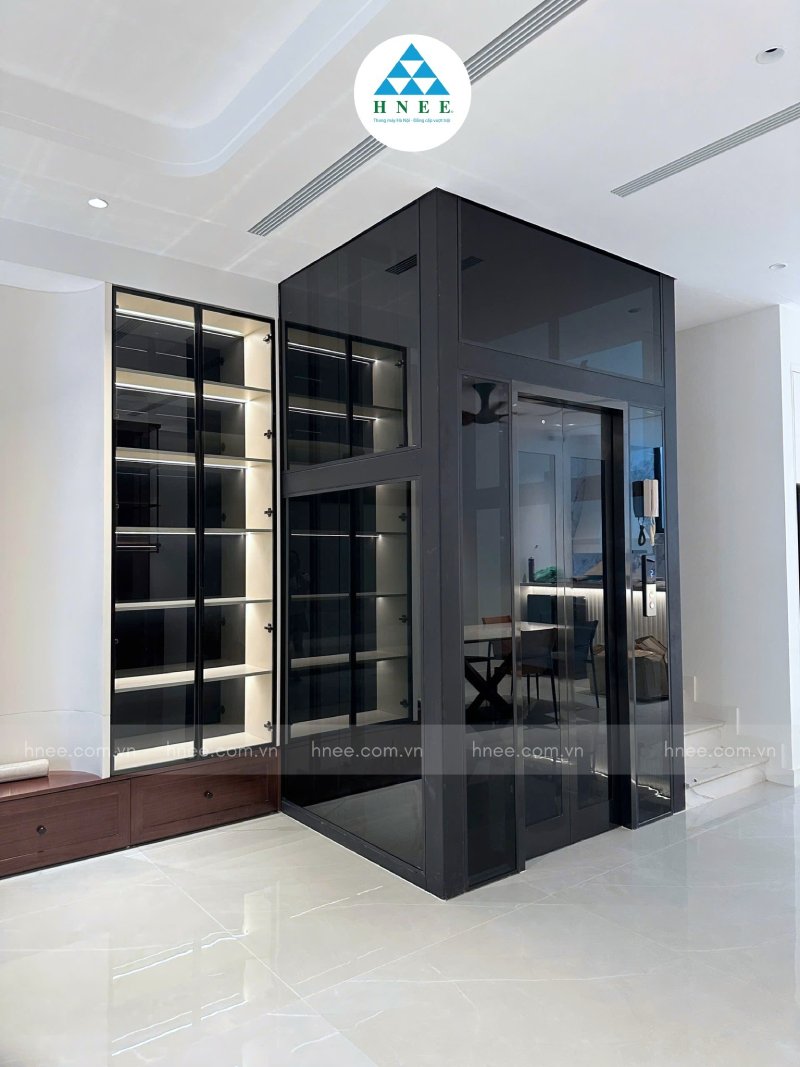 Vị trí đặt thang máy trong nhà ống