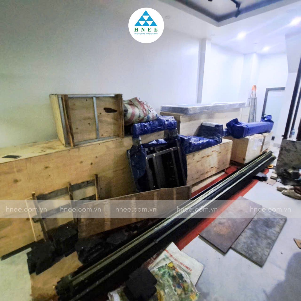 HÀNG VỀ CÔNG TRÌNH ANH ĐỨC - XÃ ĐÀN, HÀ NỘI 